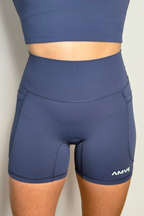 Short Bold Femme