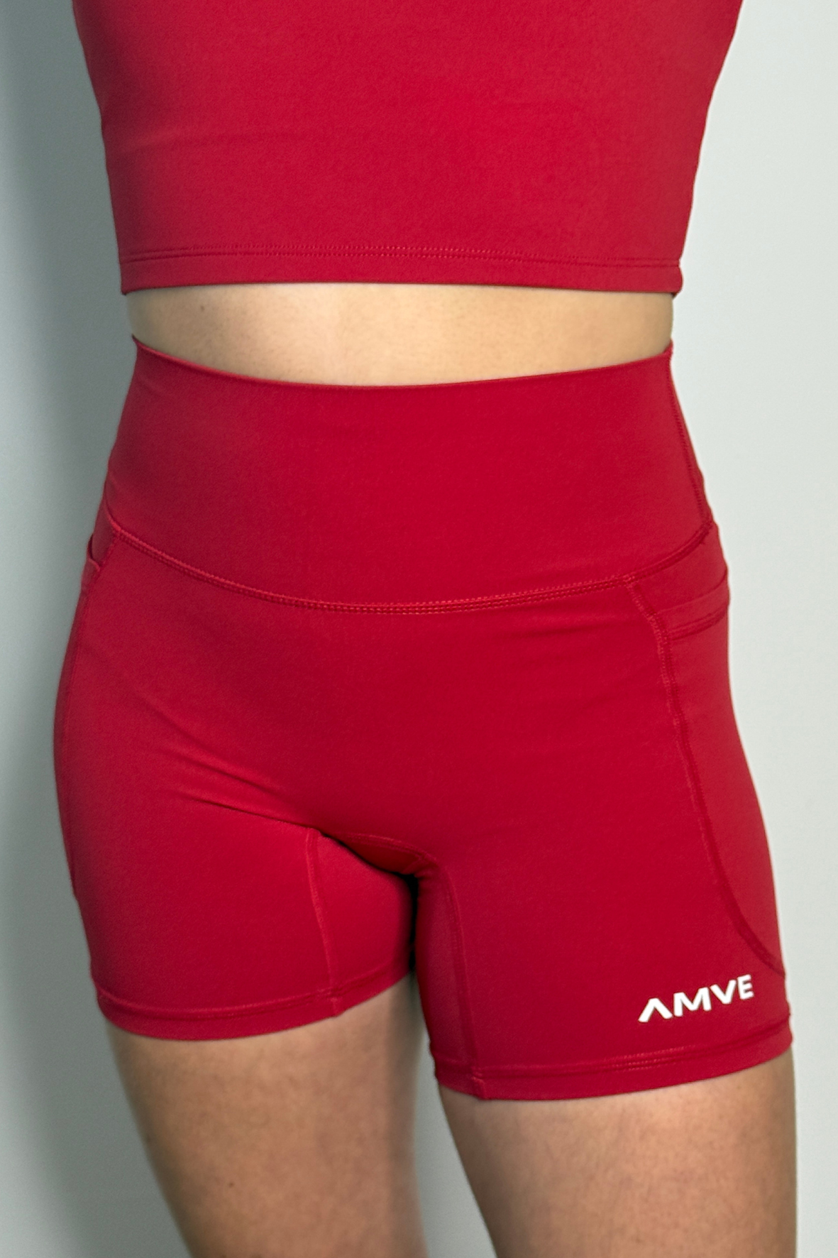Short Bold Femme